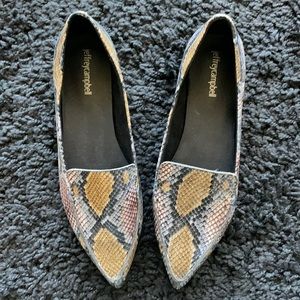 Jeffrey Campbell Vionnet Leather flat